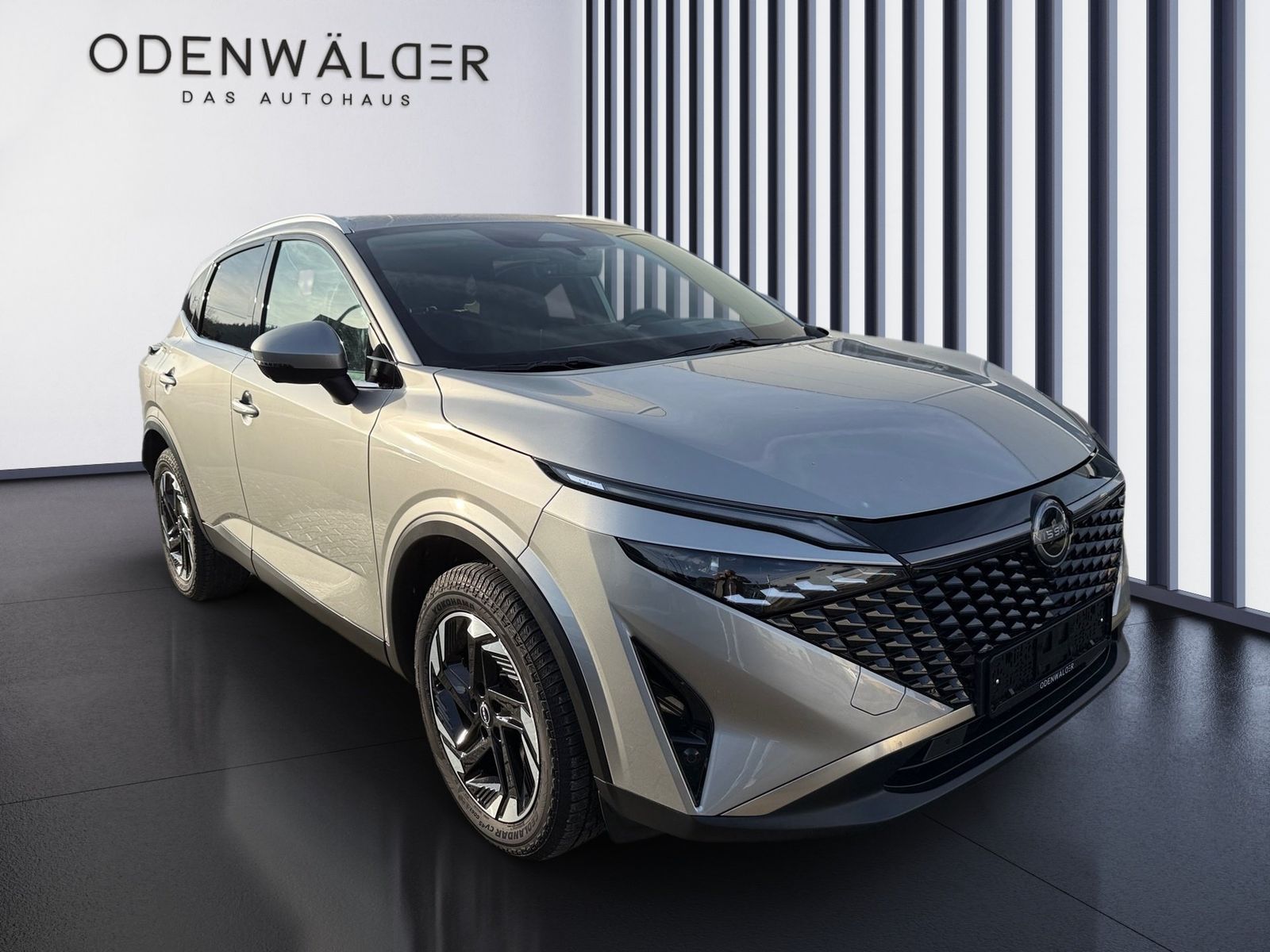 Fahrzeugabbildung Nissan Qashqai 1.3DIG-T MHEV N-Connecta Winter Komfort