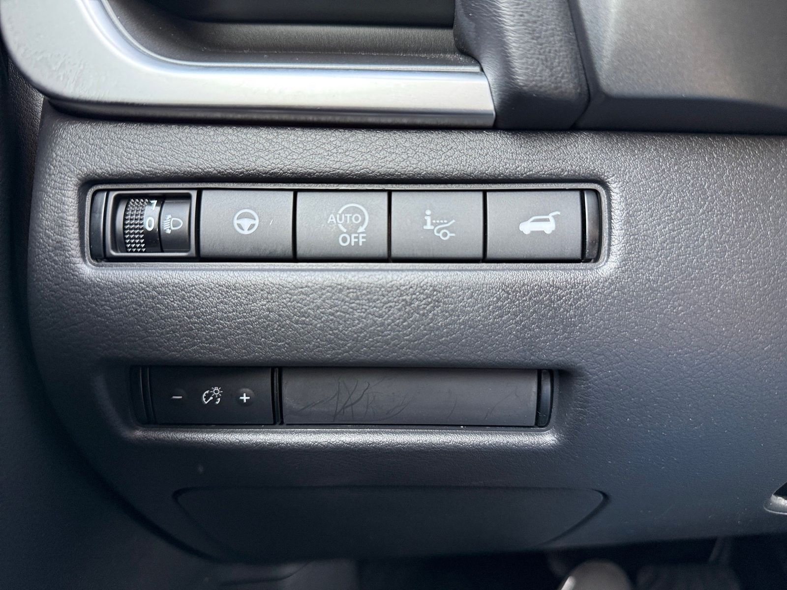 Fahrzeugabbildung Nissan Qashqai 1.3DIG-T MHEV N-Connecta Winter Komfort