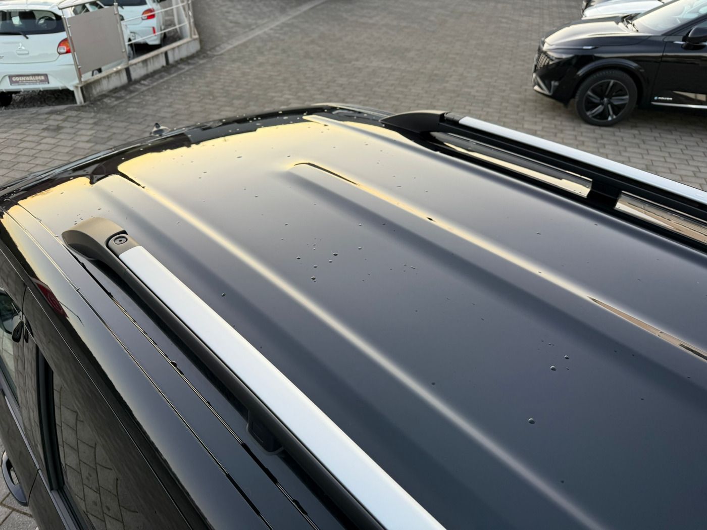 Fahrzeugabbildung Nissan Townstar Kombi L1 1.3DIG-T Tekna Design Paket