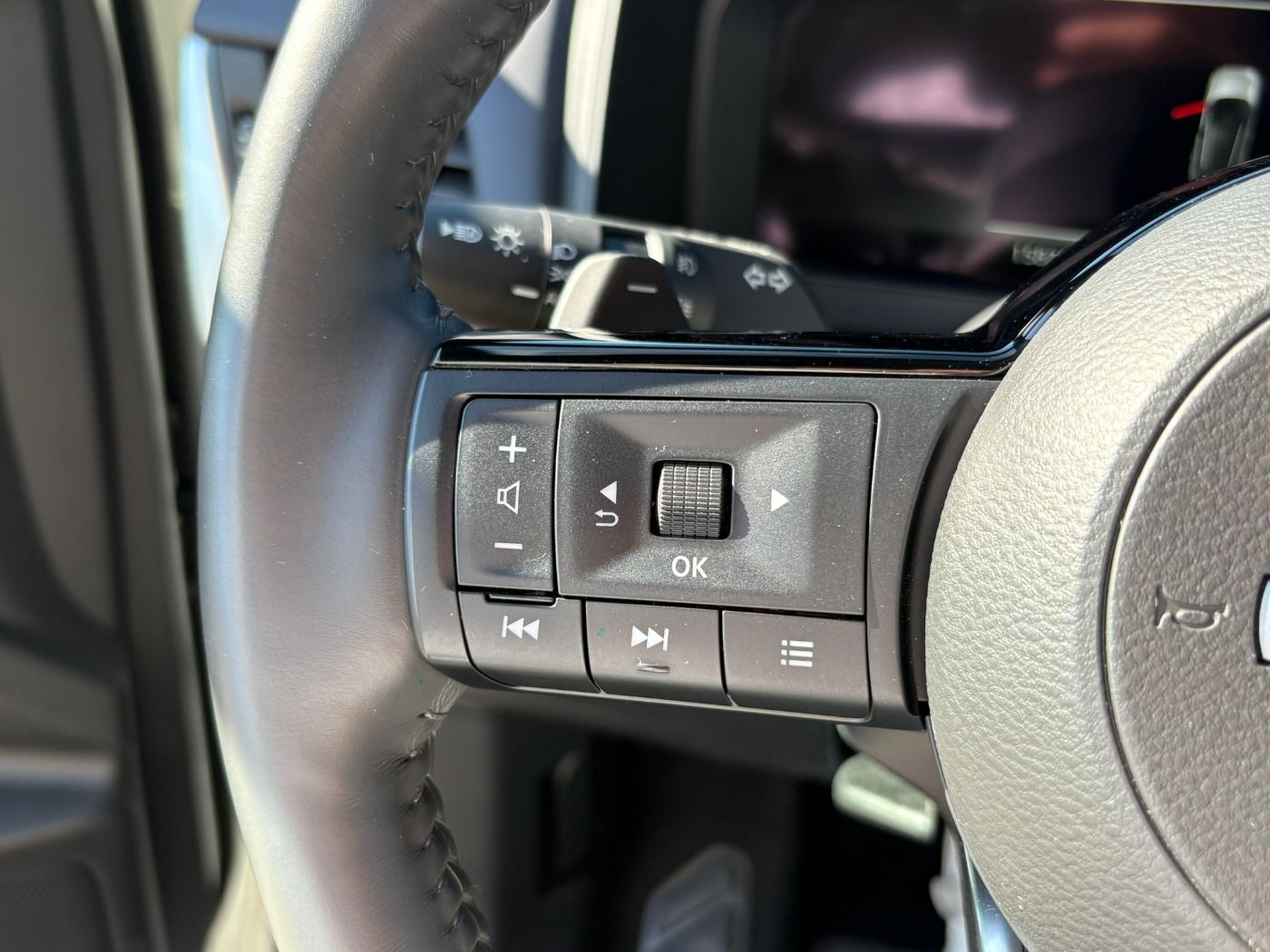 Fahrzeugabbildung Nissan Qashqai 1.3 DIG-T MHEV Tekna Technologie