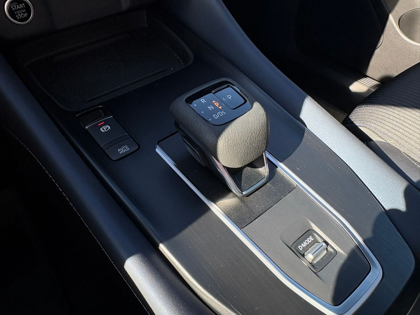 Fahrzeugabbildung Nissan Qashqai 1.3 DIG-T MHEV Tekna Technologie