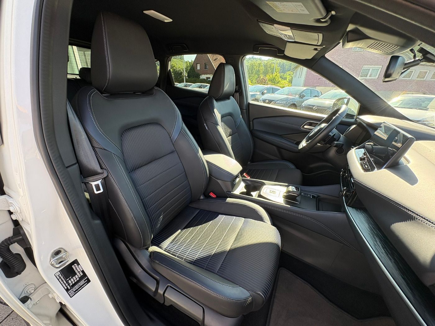 Fahrzeugabbildung Nissan Qashqai 1.3 DIG-T MHEV Tekna Technologie