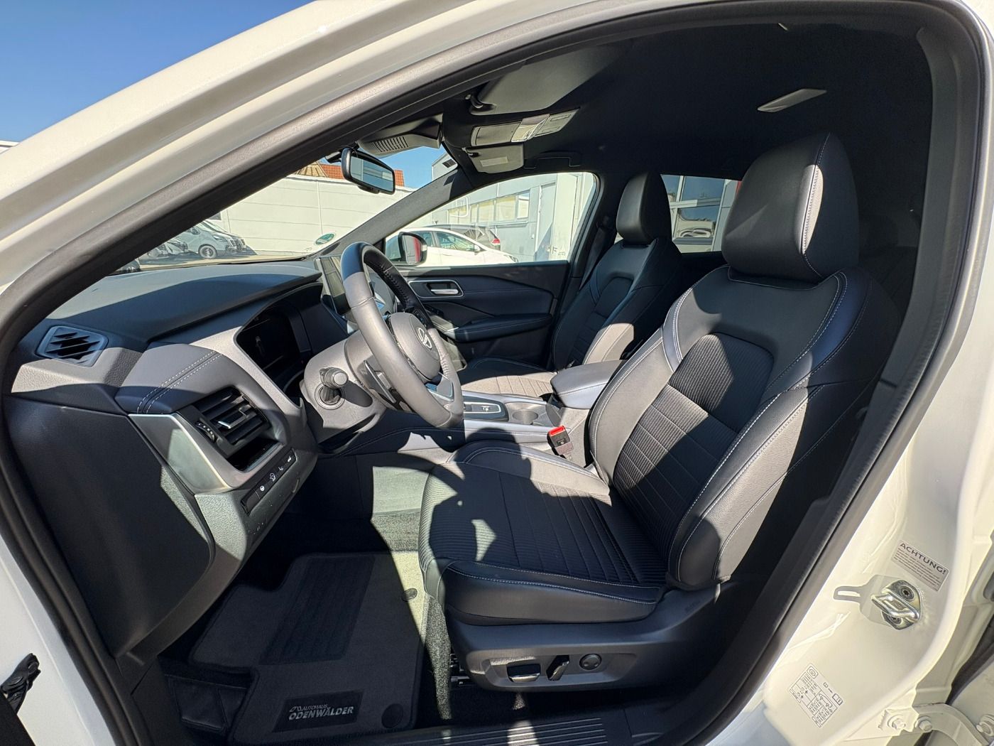 Fahrzeugabbildung Nissan Qashqai 1.3 DIG-T MHEV Tekna Technologie