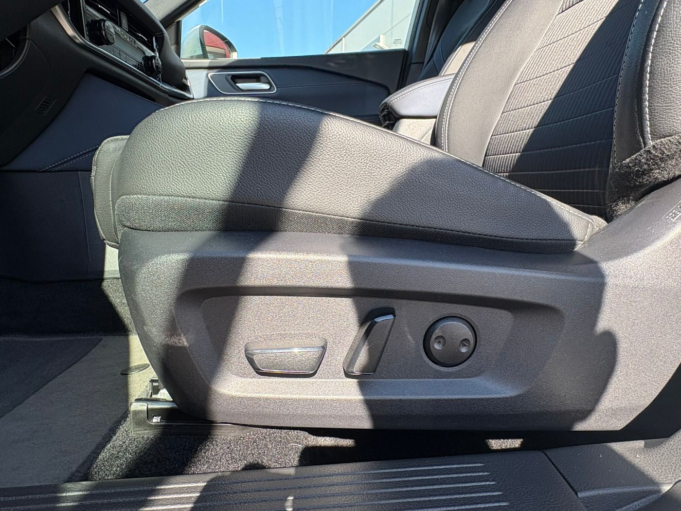 Fahrzeugabbildung Nissan Qashqai 1.3 DIG-T MHEV Tekna Technologie