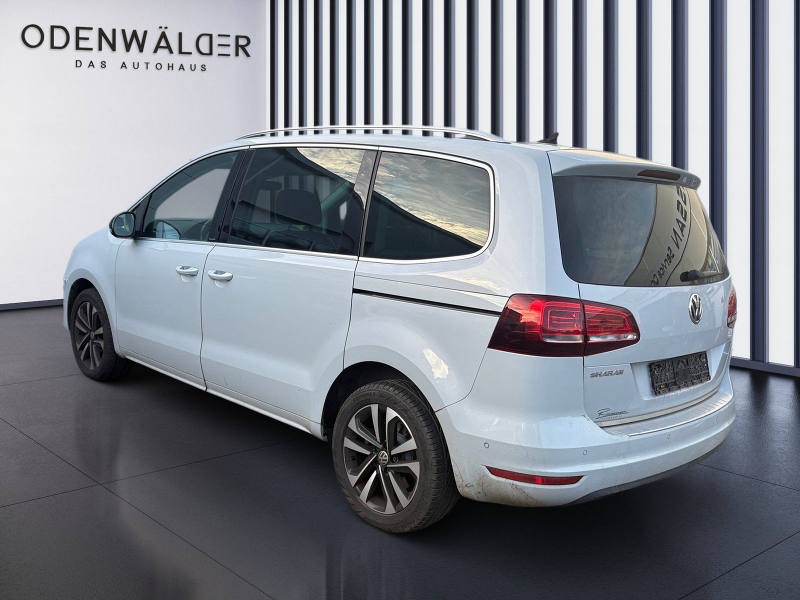 Fahrzeugabbildung Volkswagen Sharan 2.0 TDI BMT IQ.DRIVE SHZ+Winterp.+KlimaA