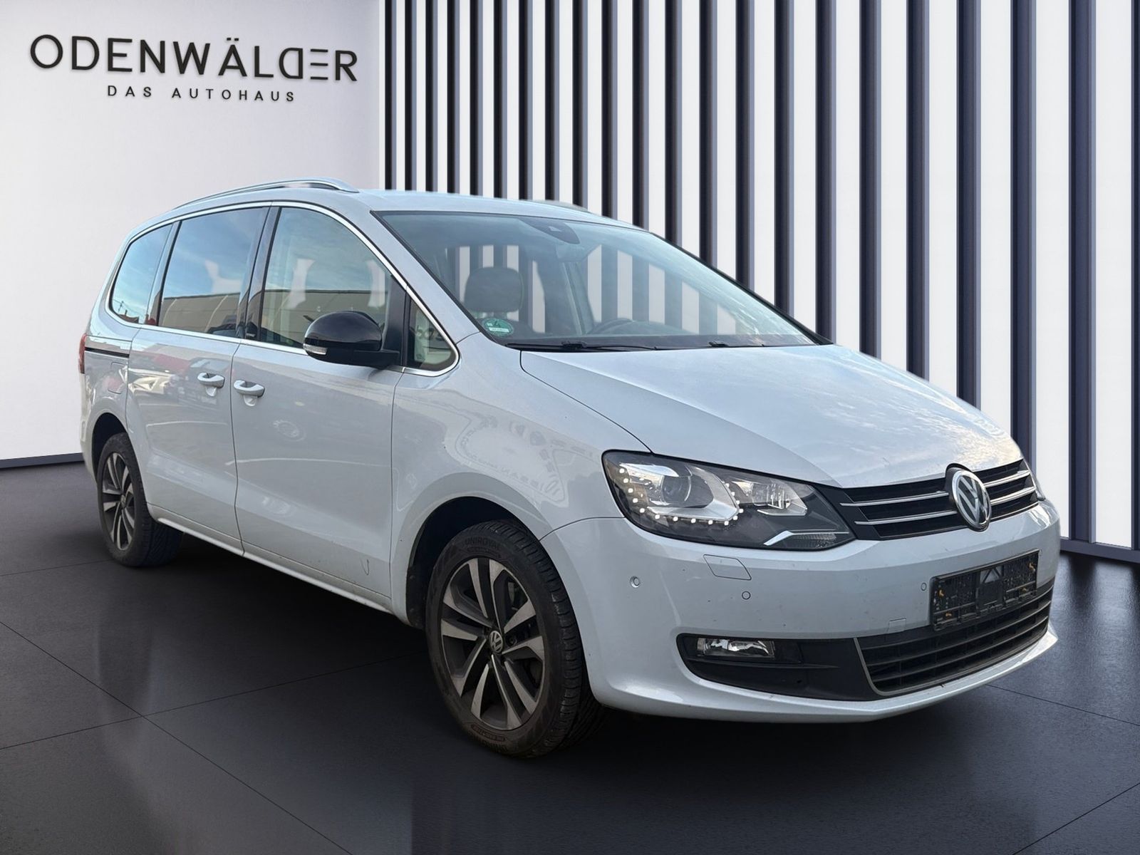 Fahrzeugabbildung Volkswagen Sharan 2.0 TDI BMT IQ.DRIVE SHZ+Winterp.+KlimaA