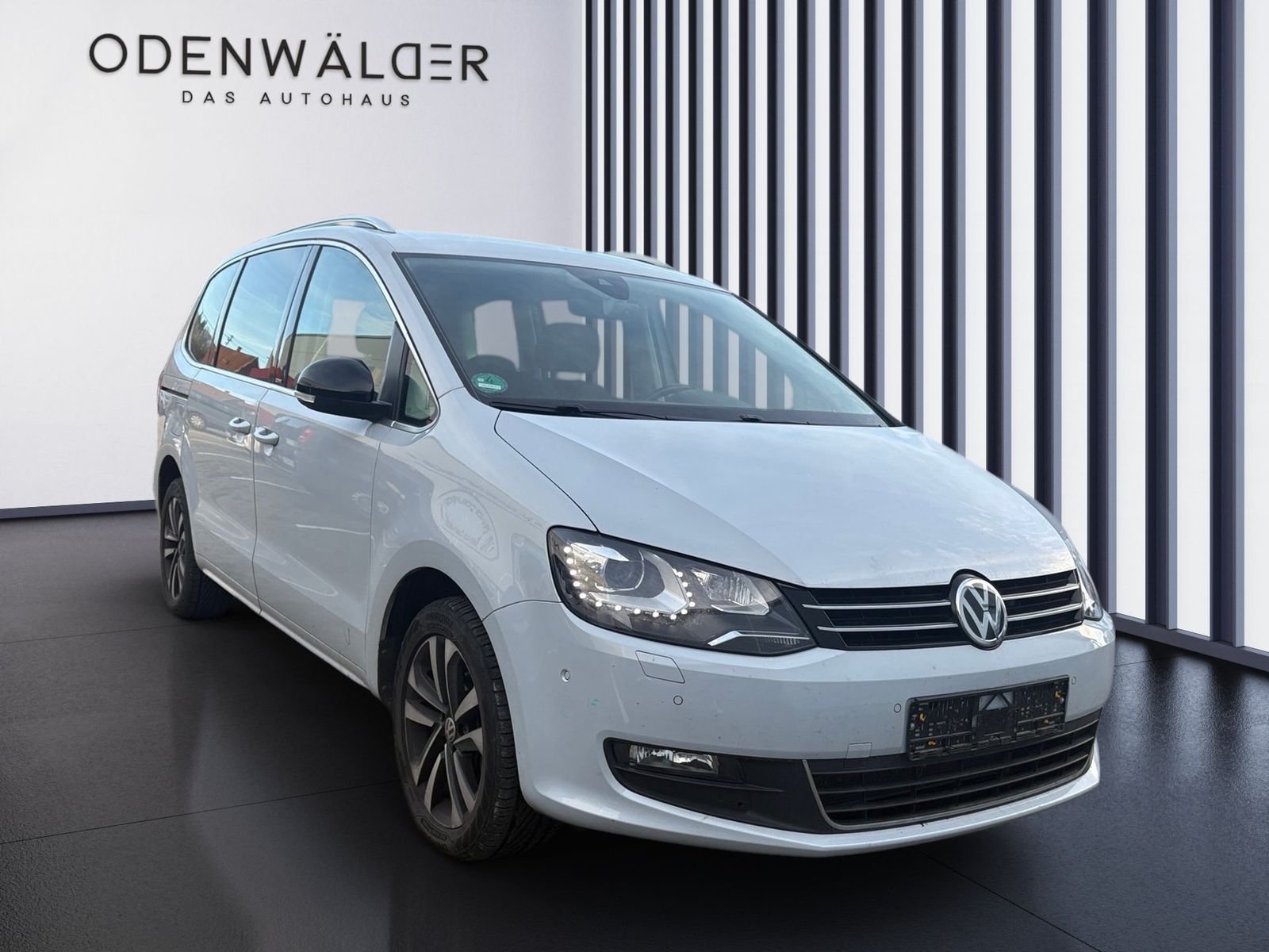 Fahrzeugabbildung Volkswagen Sharan 2.0 TDI BMT IQ.DRIVE SHZ+Winterp.+KlimaA
