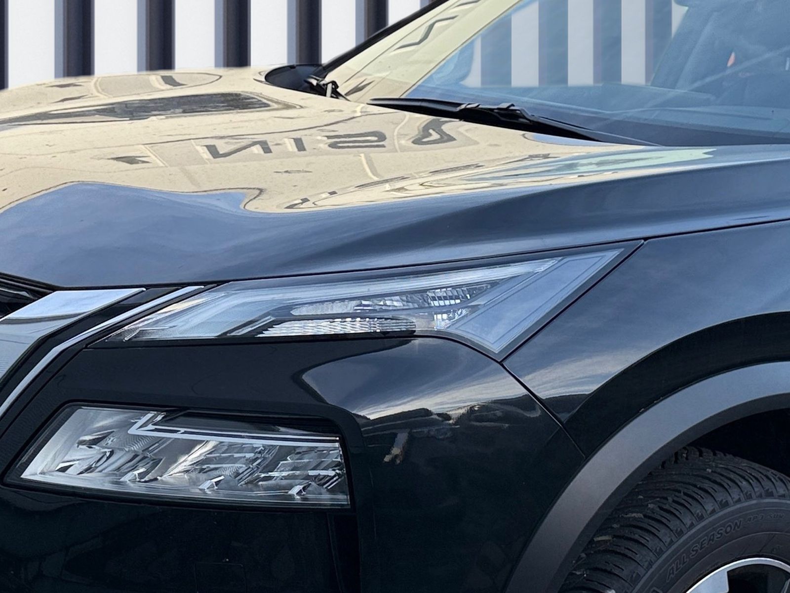 Fahrzeugabbildung Nissan X-Trail 1.5VC-T MHEV N-Connecta CVT HUD Pano