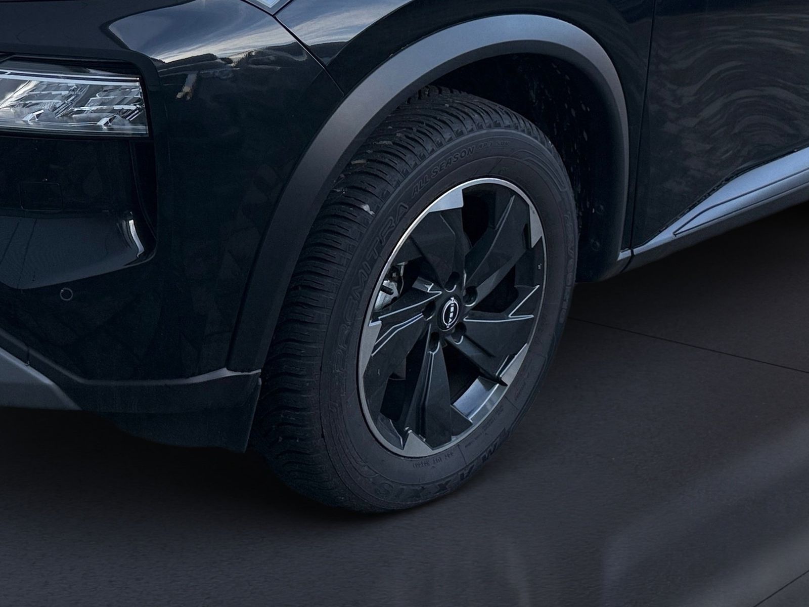 Fahrzeugabbildung Nissan X-Trail 1.5VC-T MHEV N-Connecta CVT HUD Pano