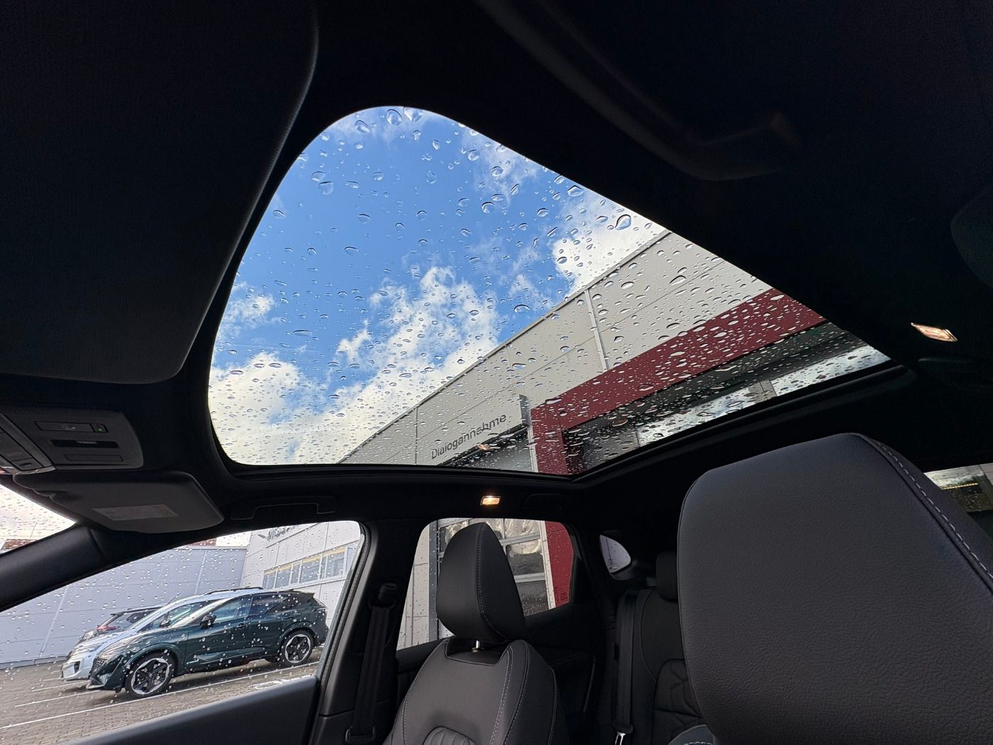 Fahrzeugabbildung Nissan Qashqai E-Power Tekna LED + Navi