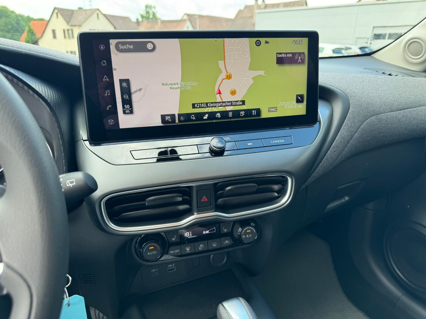 Fahrzeugabbildung Nissan Juke 1.0DIG-T Acenta Autom. Komfort Paket Nissan