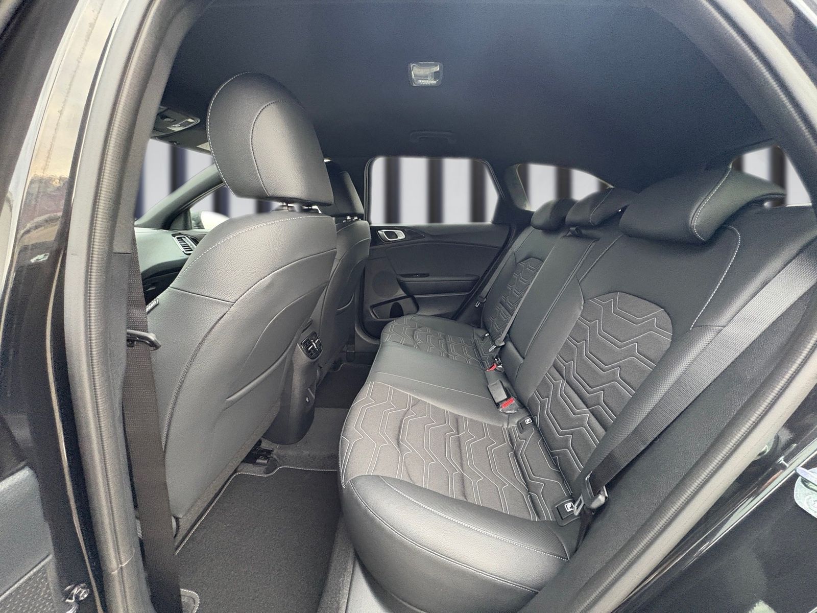 Fahrzeugabbildung Kia cee'd Sportswagon 1.0 T-GDI Design Edition ACC