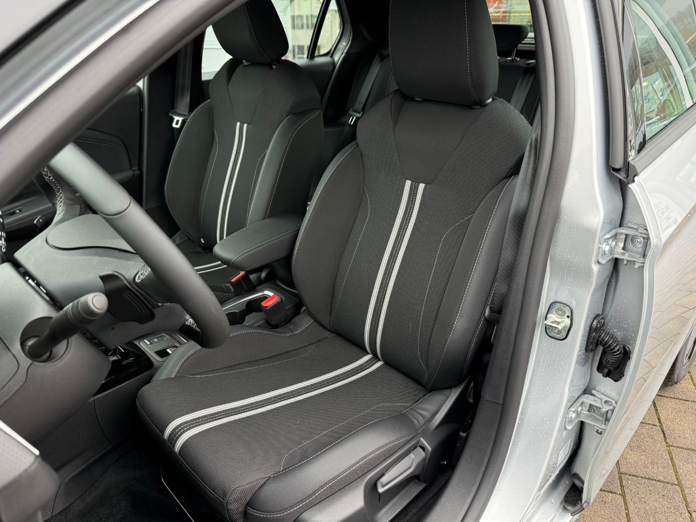 Fahrzeugabbildung Opel Corsa F 1.2 Turbo GS-Line Automatik 100PS