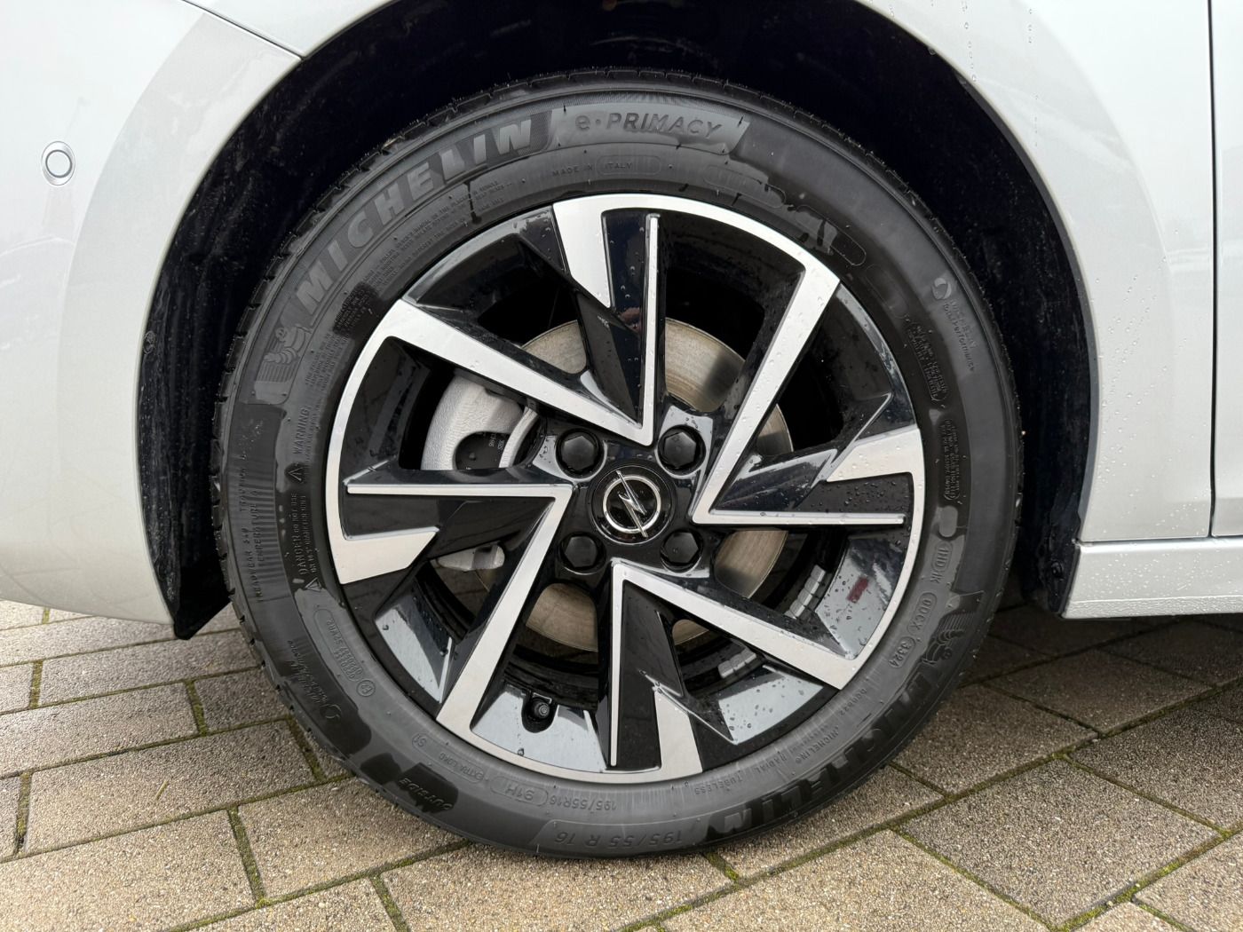 Fahrzeugabbildung Opel Corsa F 1.2 Turbo GS-Line Automatik 100PS