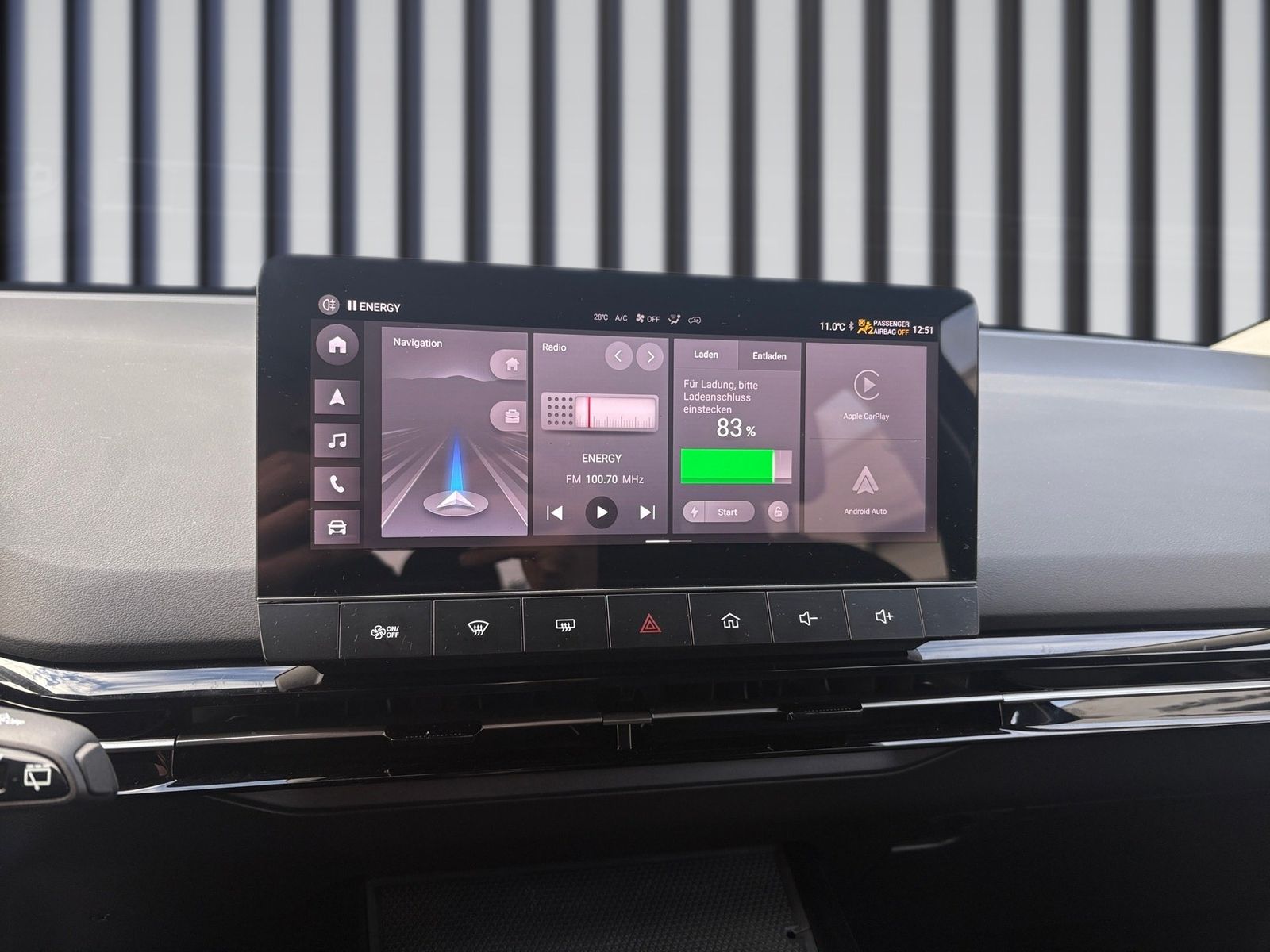 Fahrzeugabbildung MG MG4 ACC+LED+Fernlichtass.+KlimaA+PDC+DynLicht+AU