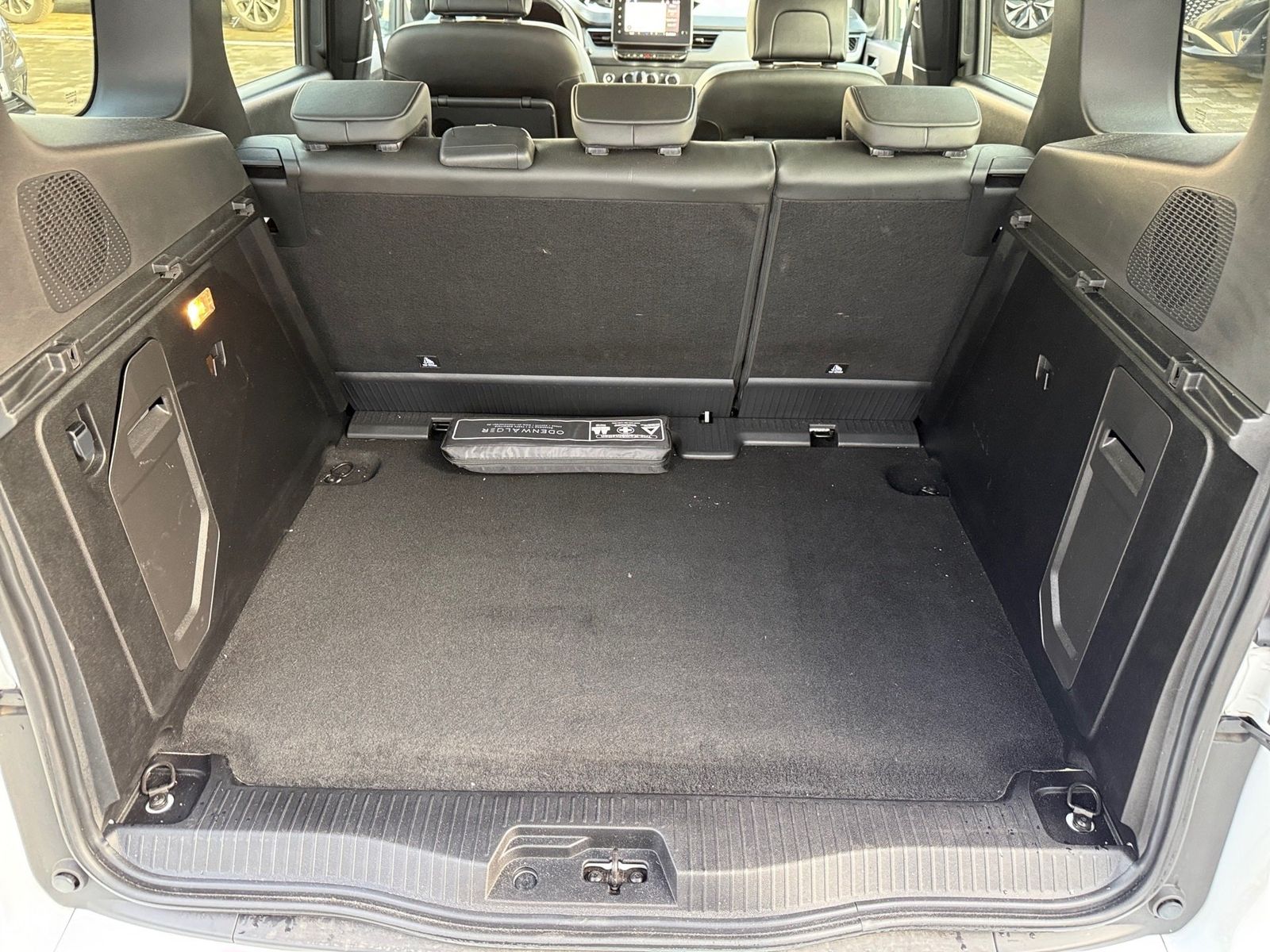 Fahrzeugabbildung Nissan Townstar Kombi 1.3DIG-T Autom. L1 Tekna Design P