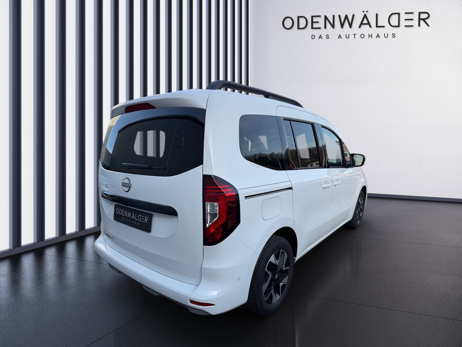 Fahrzeugabbildung Nissan Townstar Kombi 1.3DIG-T Autom. L1 Tekna Design P