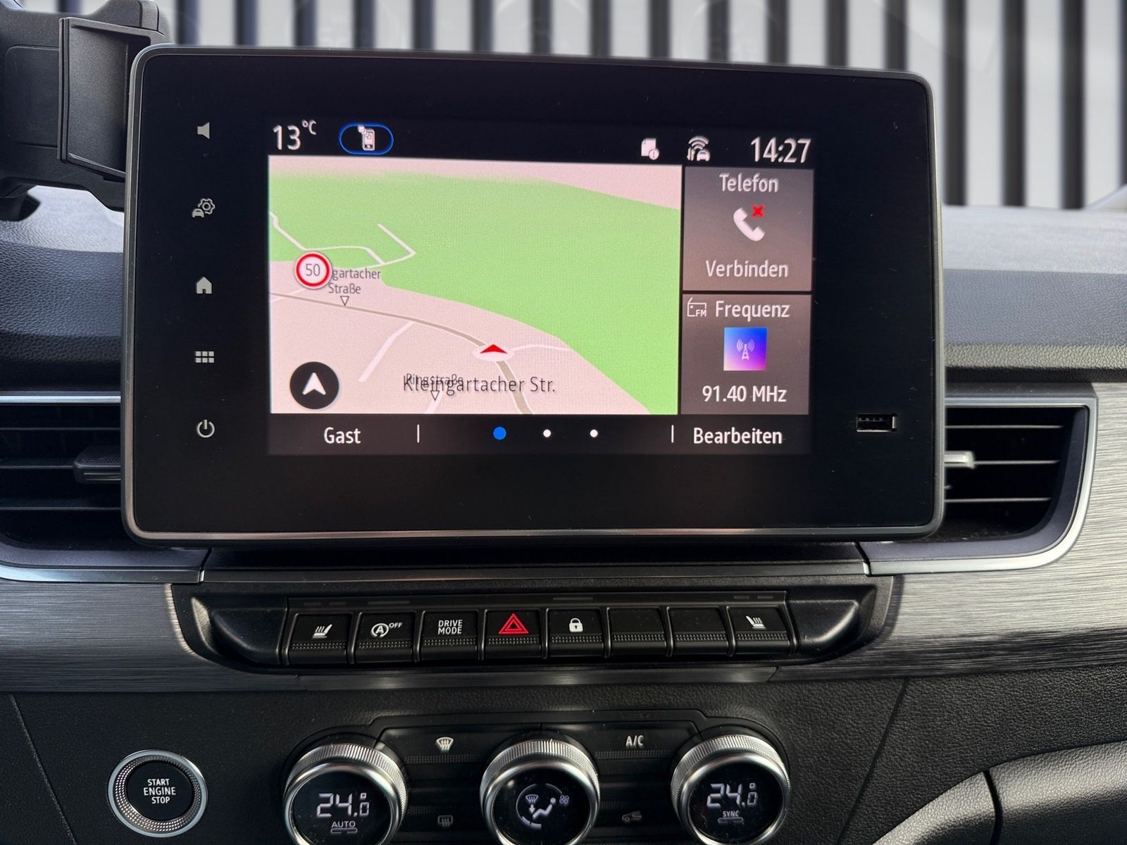 Fahrzeugabbildung Nissan Townstar Kombi 1.3DIG-T Autom. L1 Tekna Design P