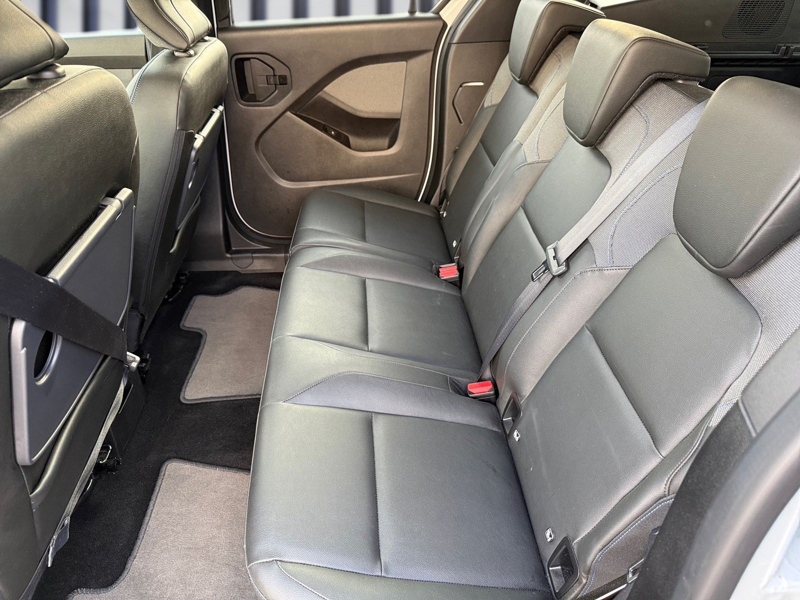 Fahrzeugabbildung Nissan Townstar Kombi 1.3DIG-T Autom. L1 Tekna Design P