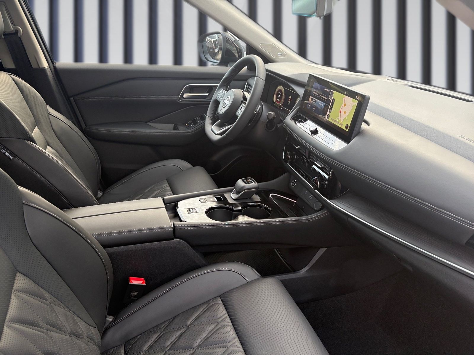 Fahrzeugabbildung Nissan X-Trail 1.5 VC-T MHEV Tekna+ ACC+LED+Navi+Pano