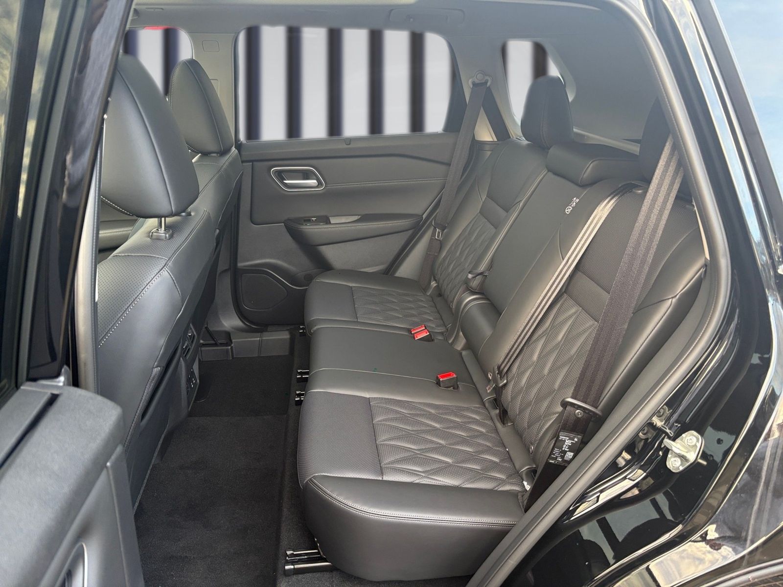 Fahrzeugabbildung Nissan X-Trail 1.5 VC-T MHEV Tekna+ ACC+LED+Navi+Pano