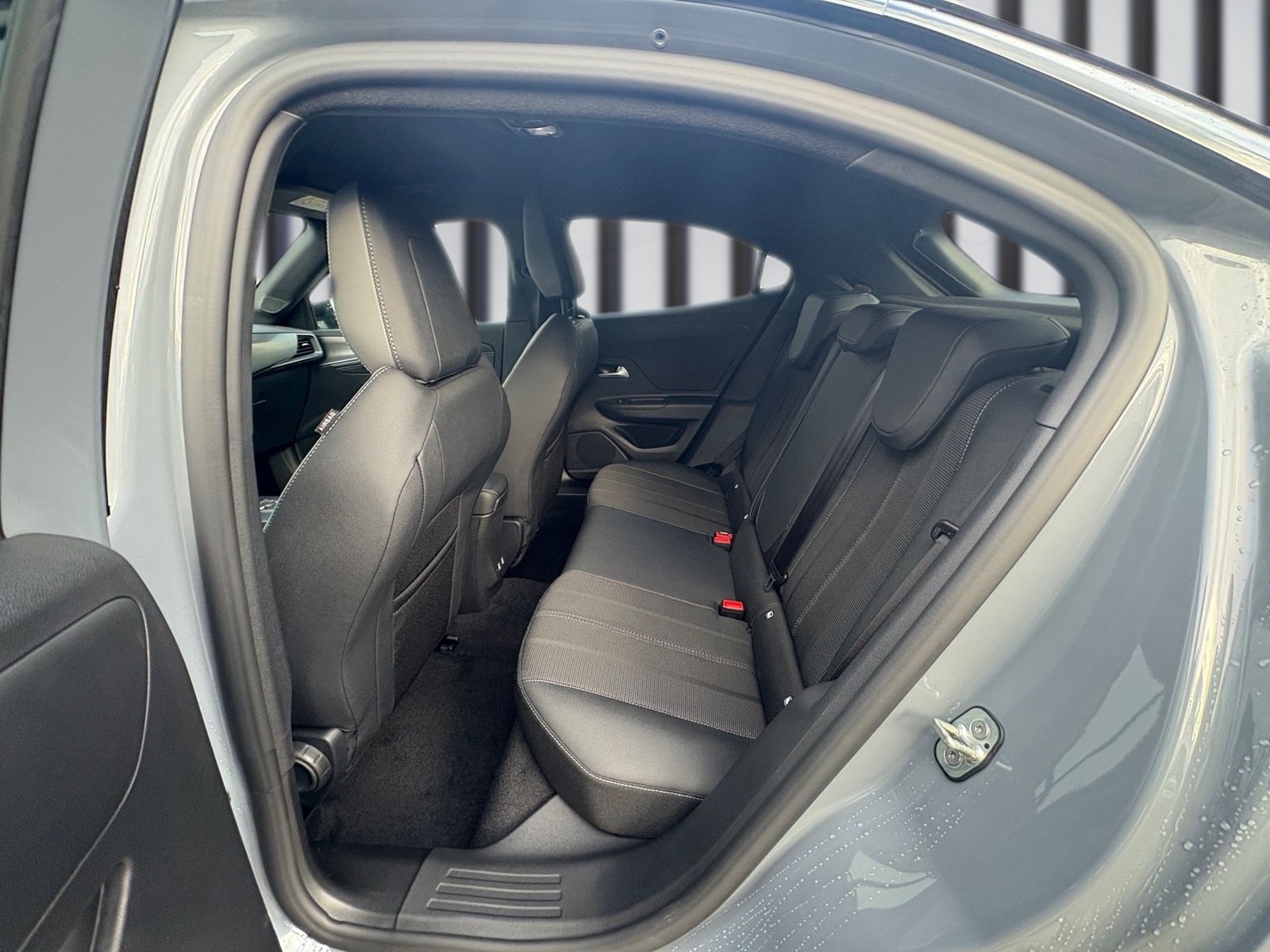 Fahrzeugabbildung Opel Mokka 1.2 Turbo GS LED+SHZ+Winterp.+Kam.+KlimaA